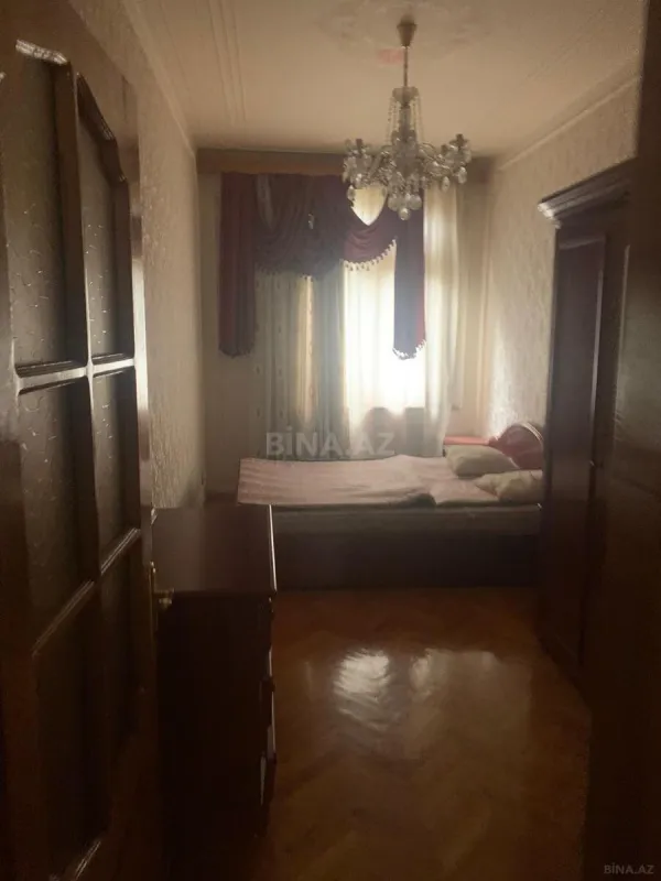 Kirayə verilir 3 otaqlı mənzil 120 m²