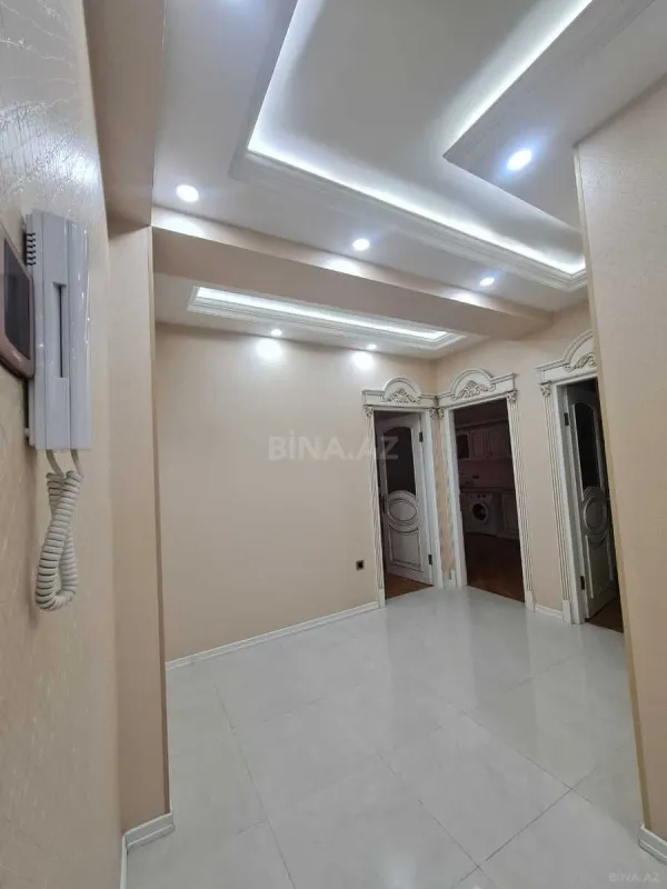 Kirayə verilir 2 otaqlı mənzil 85 m²