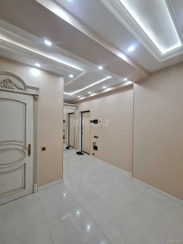 Kirayə verilir 2 otaqlı mənzil 85 m²