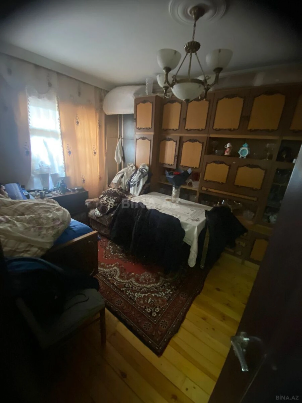 Satılır 5 otaqlı mənzil 100 m²