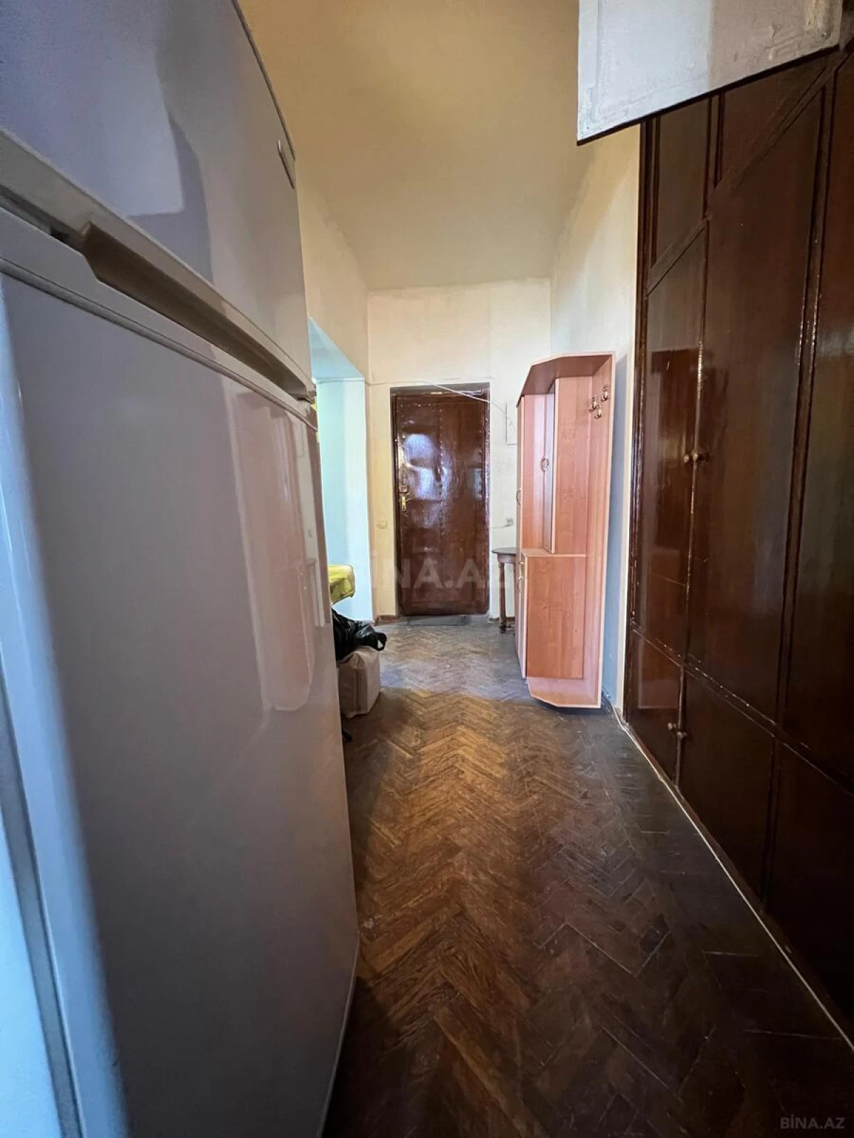Satılır 3 otaqlı mənzil 105 m²