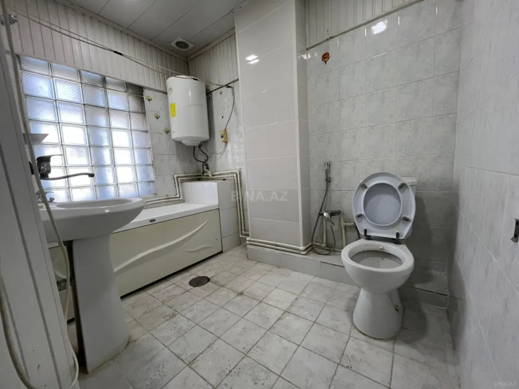 Satılır 3 otaqlı mənzil 105 m²