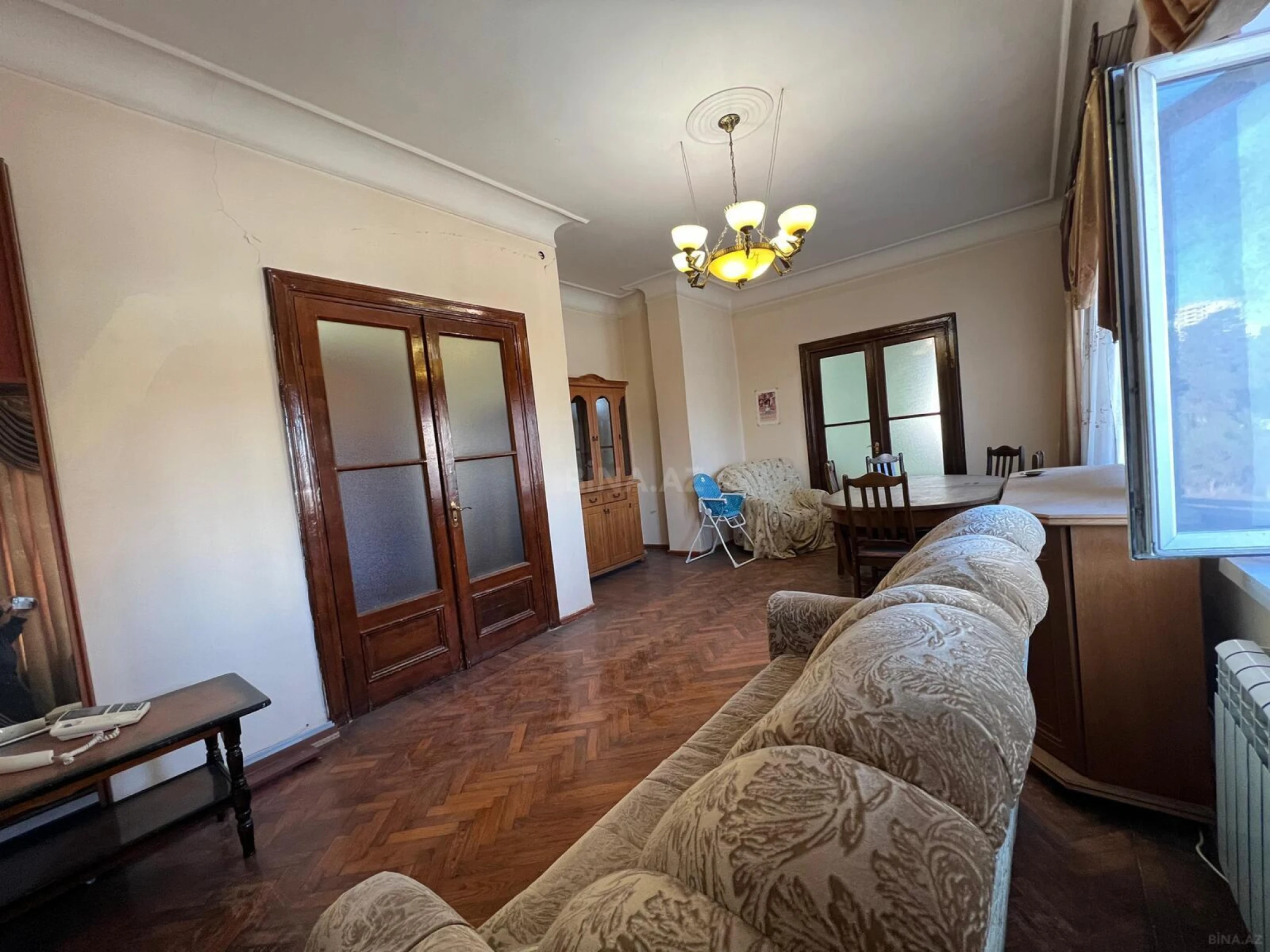 Satılır 3 otaqlı mənzil 105 m²