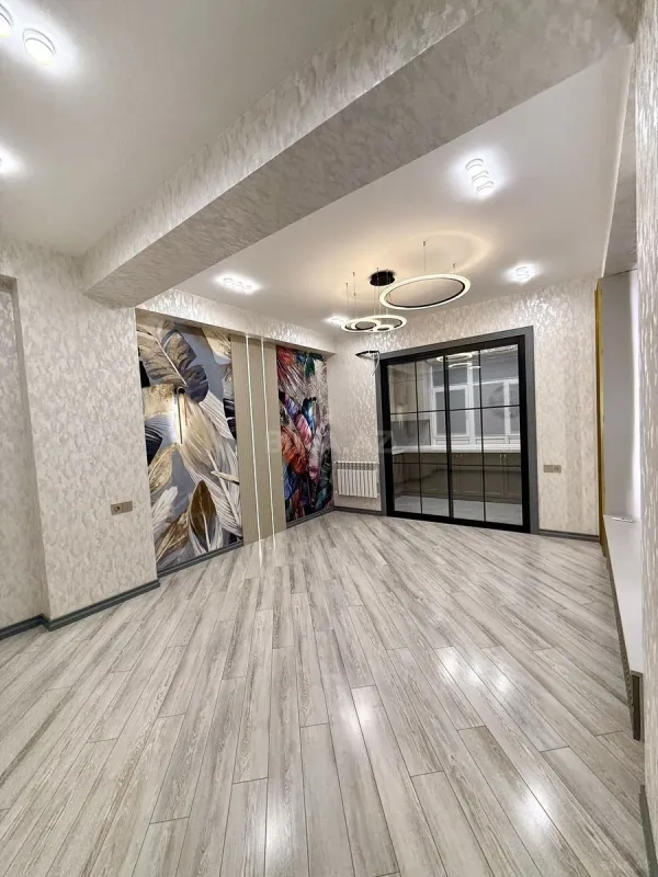 Satılır 3 otaqlı mənzil 96 m²