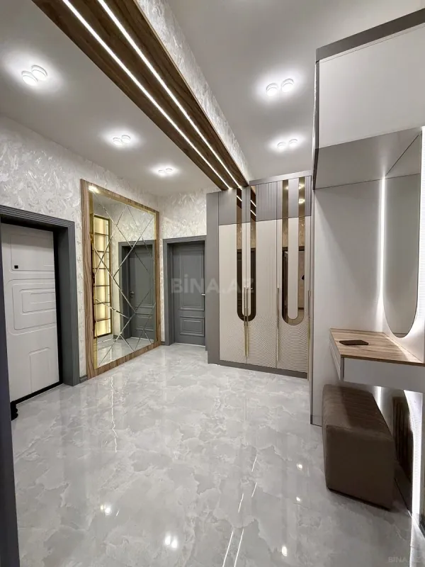 Satılır 3 otaqlı mənzil 96 m²