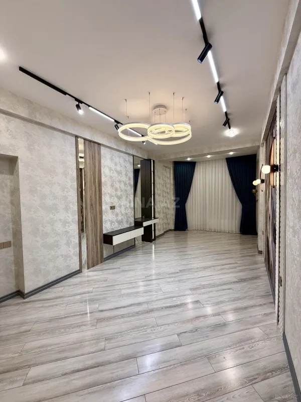 Satılır 3 otaqlı mənzil 96 m²