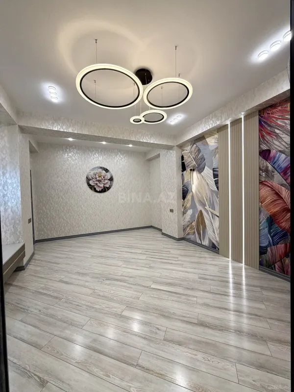 Satılır 3 otaqlı mənzil 96 m²