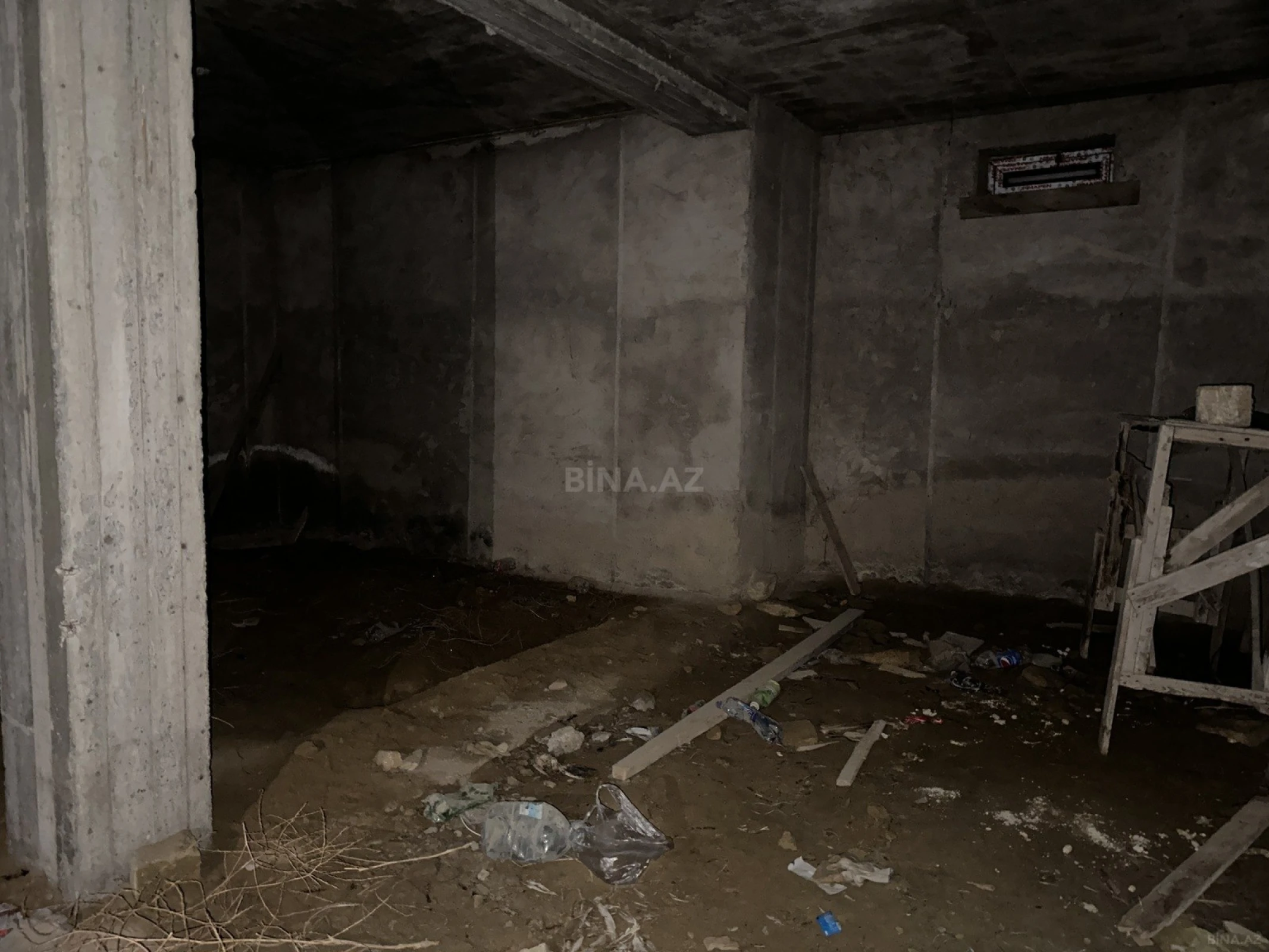 Satılır 7 otaqlı həyət evi 244 m²