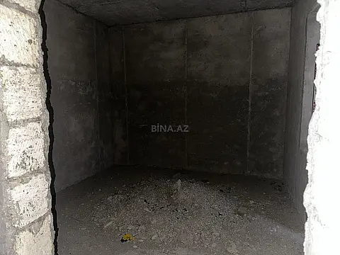 Satılır 7 otaqlı həyət evi 244 m²