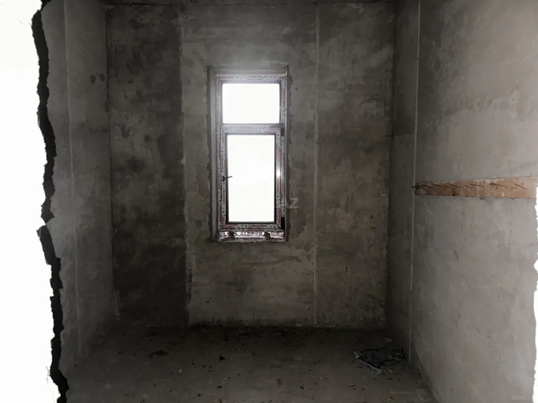 Satılır 7 otaqlı həyət evi 244 m²