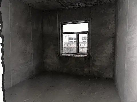 Satılır 7 otaqlı həyət evi 244 m²