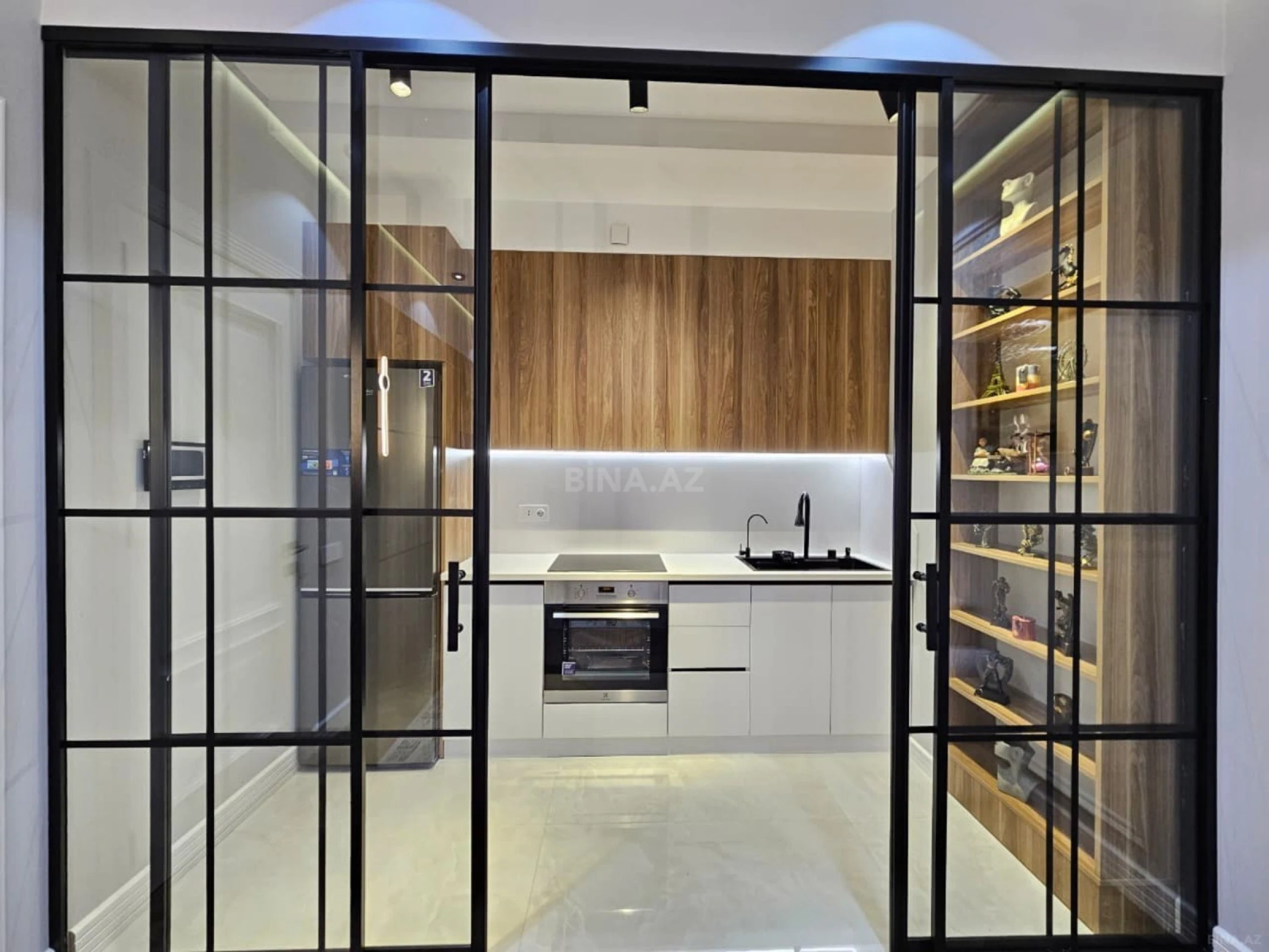 Satılır 2 otaqlı mənzil 66 m²