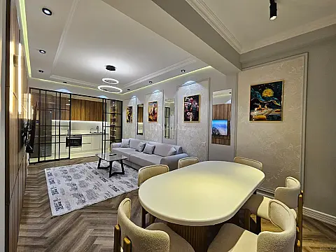 Satılır 2 otaqlı mənzil 66 m²