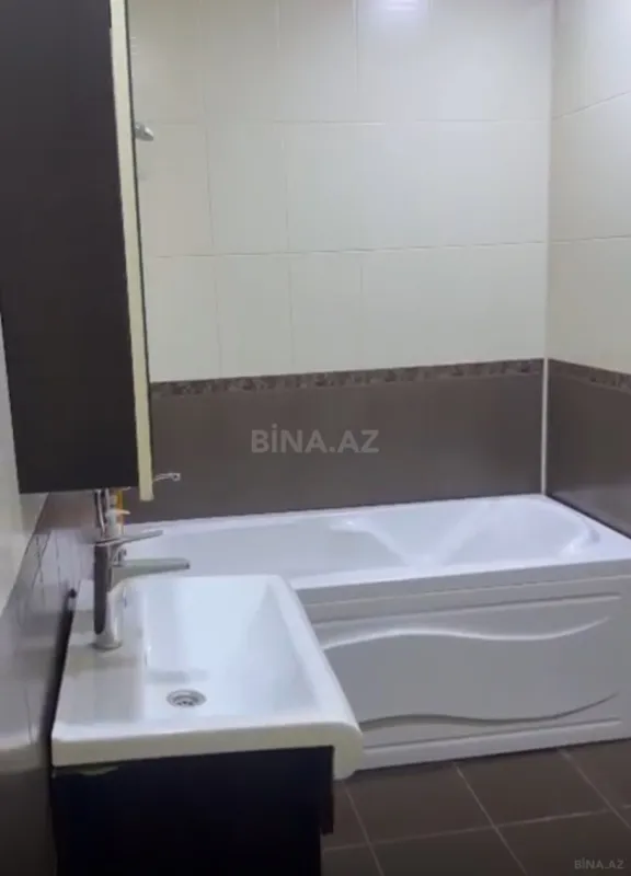 Kirayə verilir 2 otaqlı mənzil 70 m²