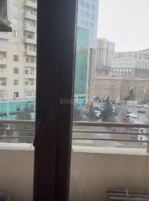 Kirayə verilir 2 otaqlı mənzil 70 m²