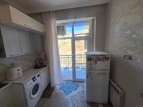 Satılır 2 otaqlı mənzil 50 m²