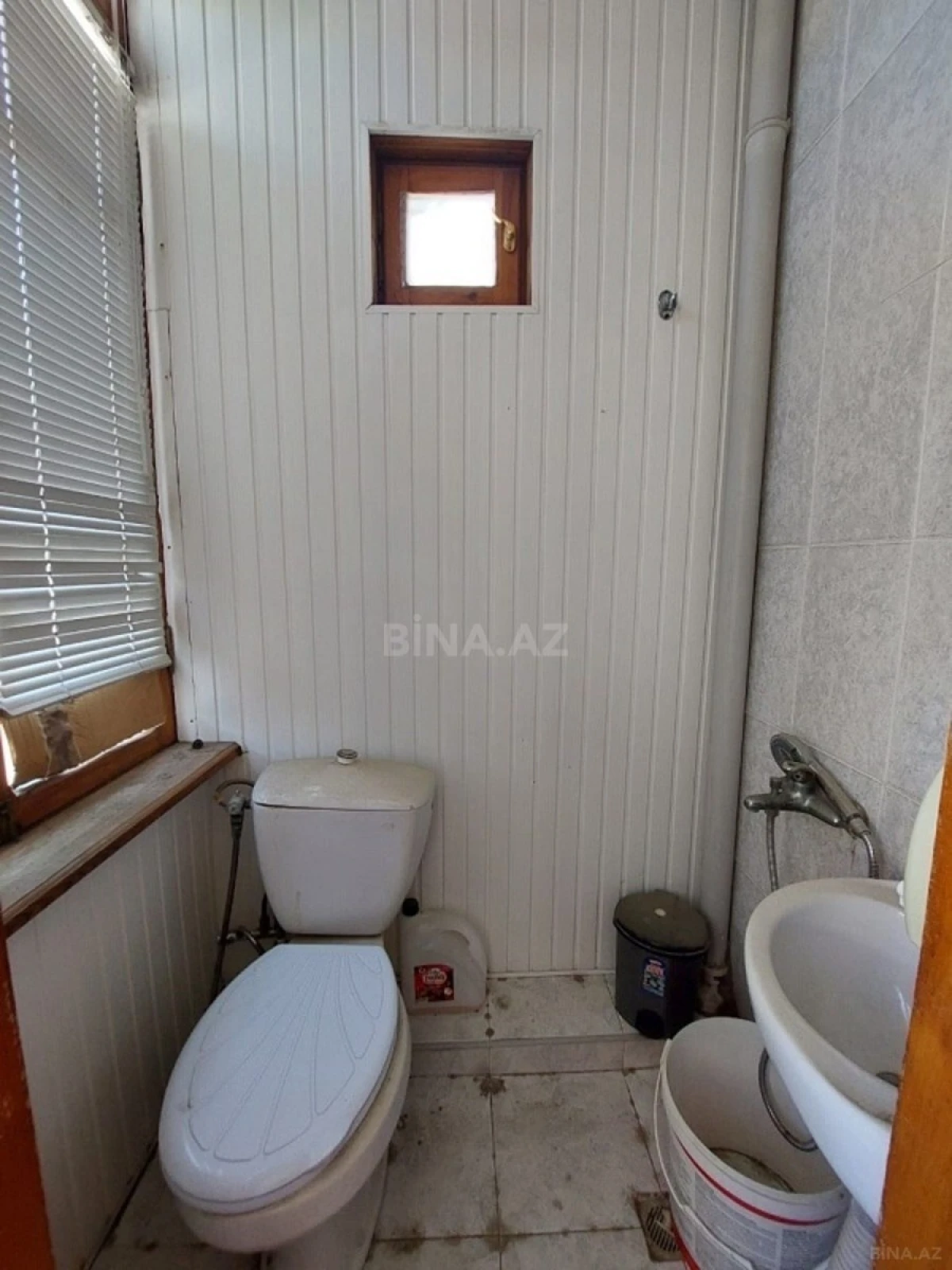 Satılır 9 otaqlı mənzil 310 m²