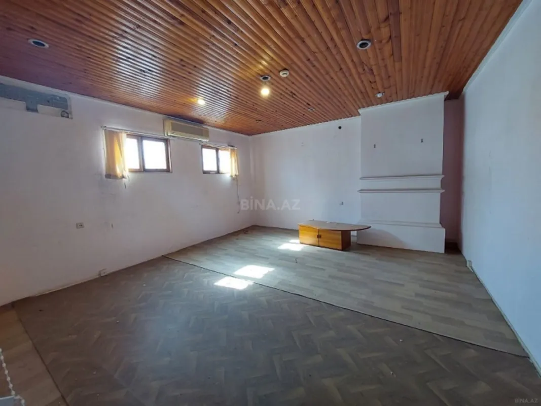 Satılır 9 otaqlı mənzil 310 m²