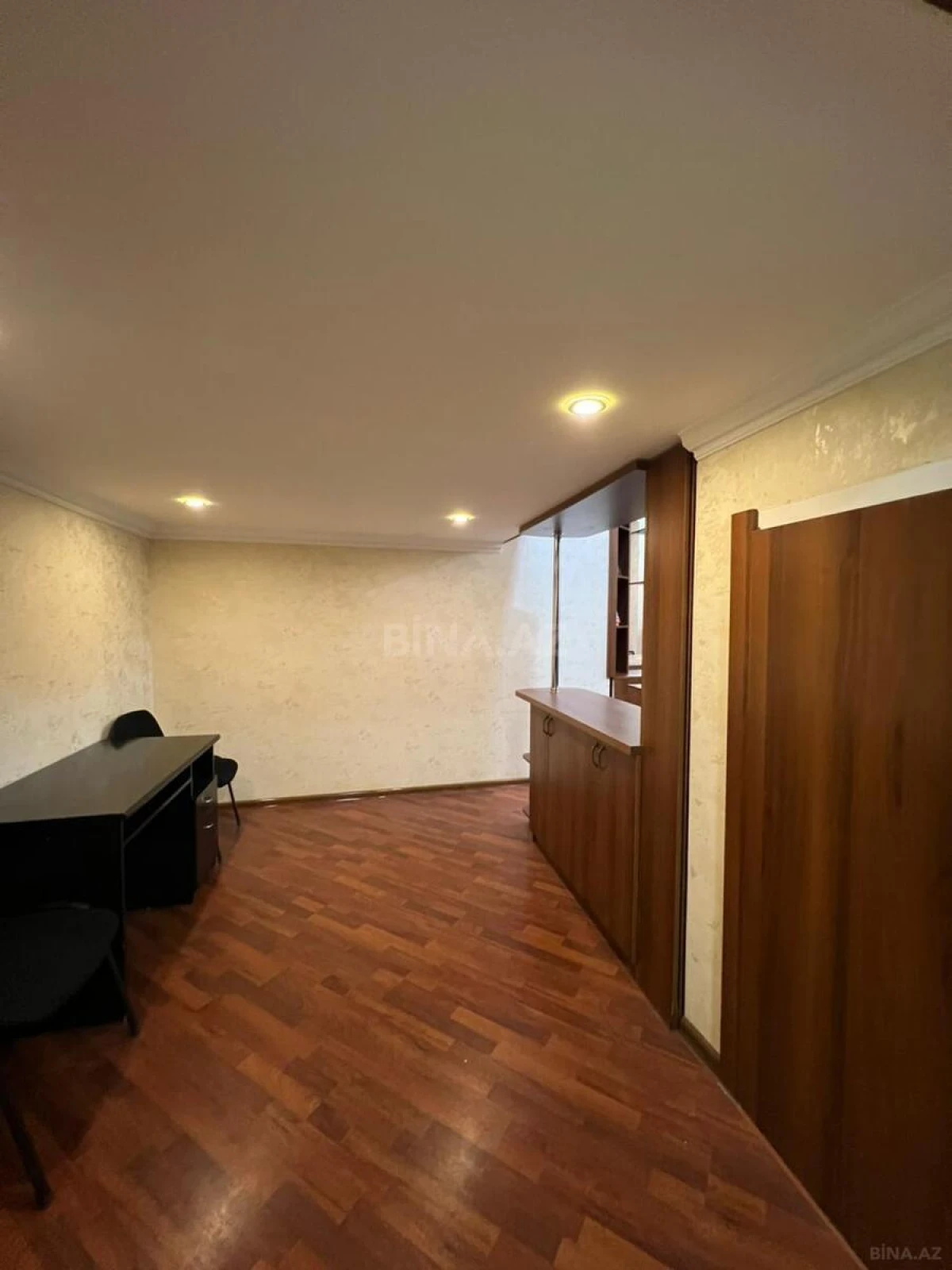 Satılır 3 otaqlı mənzil 60 m²