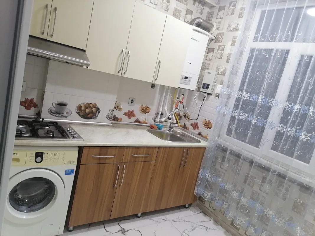Kirayə verilir 2 otaqlı mənzil 55 m²