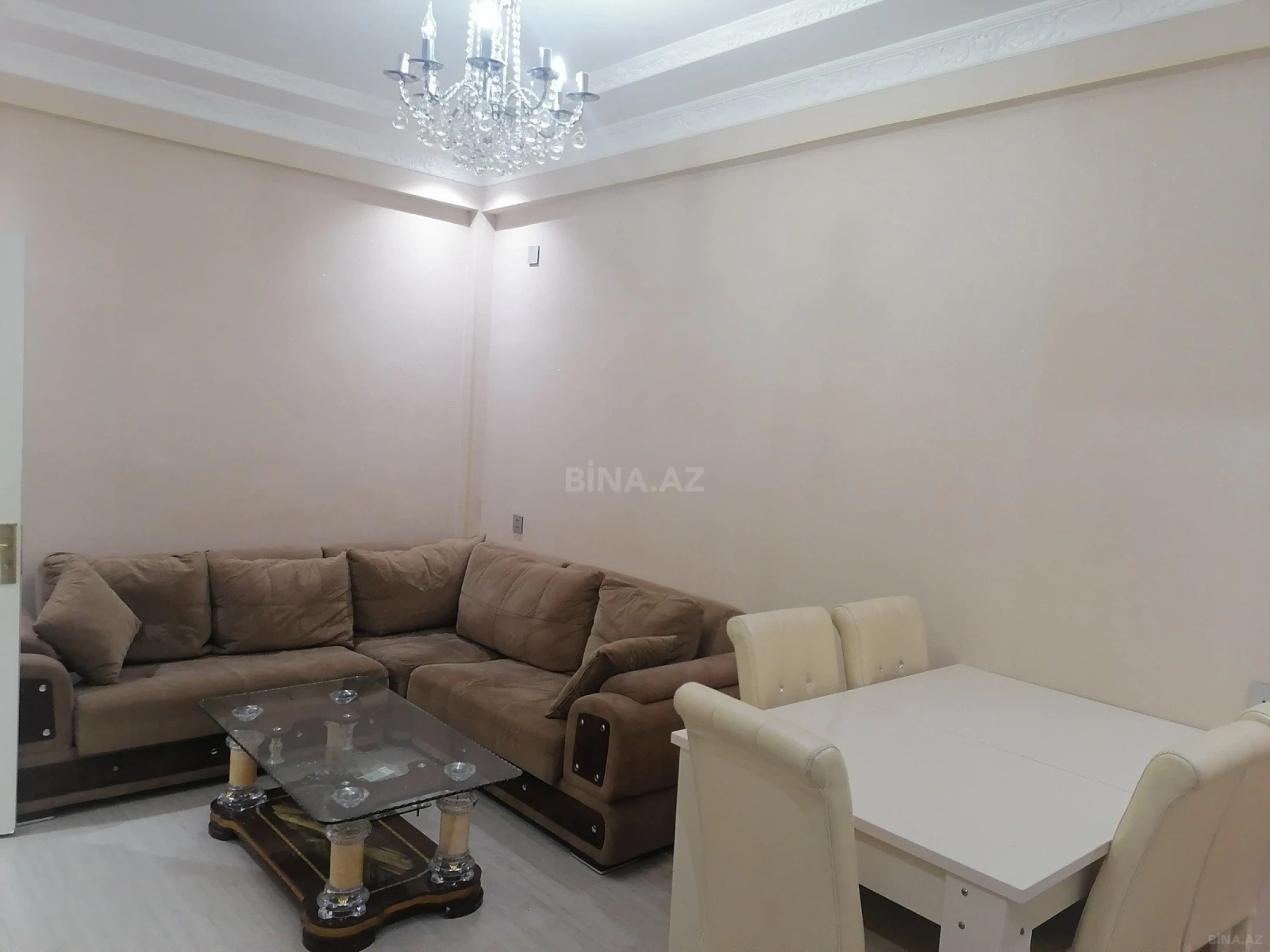 Kirayə verilir 2 otaqlı mənzil 55 m²