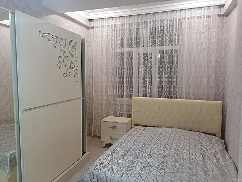 Kirayə verilir 2 otaqlı mənzil 55 m²