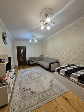 Satılır 2 otaqlı mənzil 63 m²