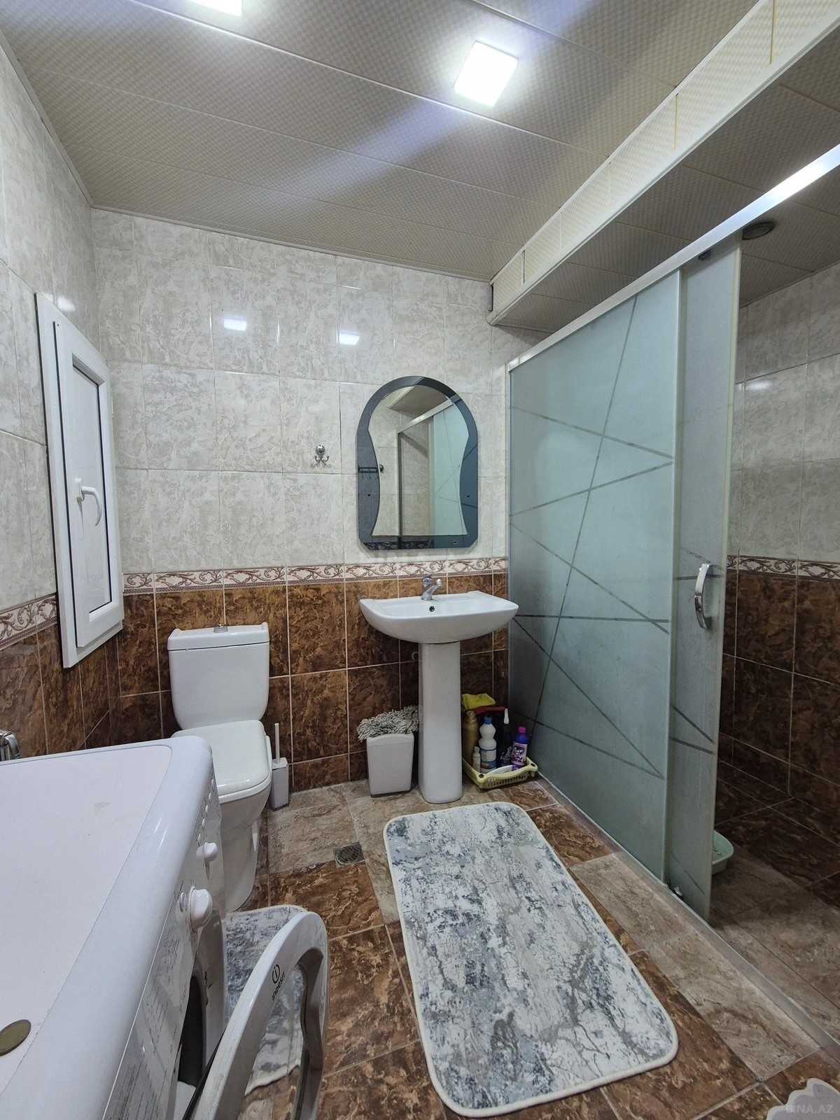 Satılır 2 otaqlı mənzil 63 m²