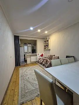 Satılır 2 otaqlı mənzil 63 m²