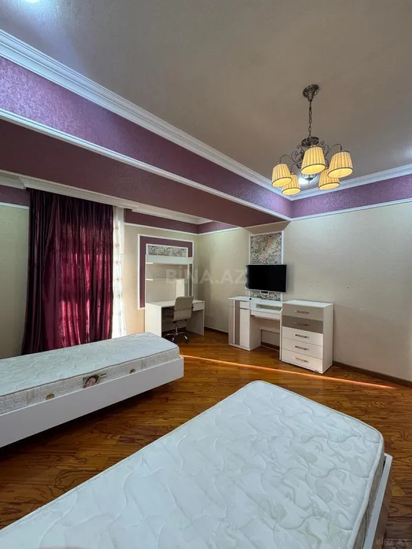 Kirayə verilir 5 otaqlı mənzil 320 m²