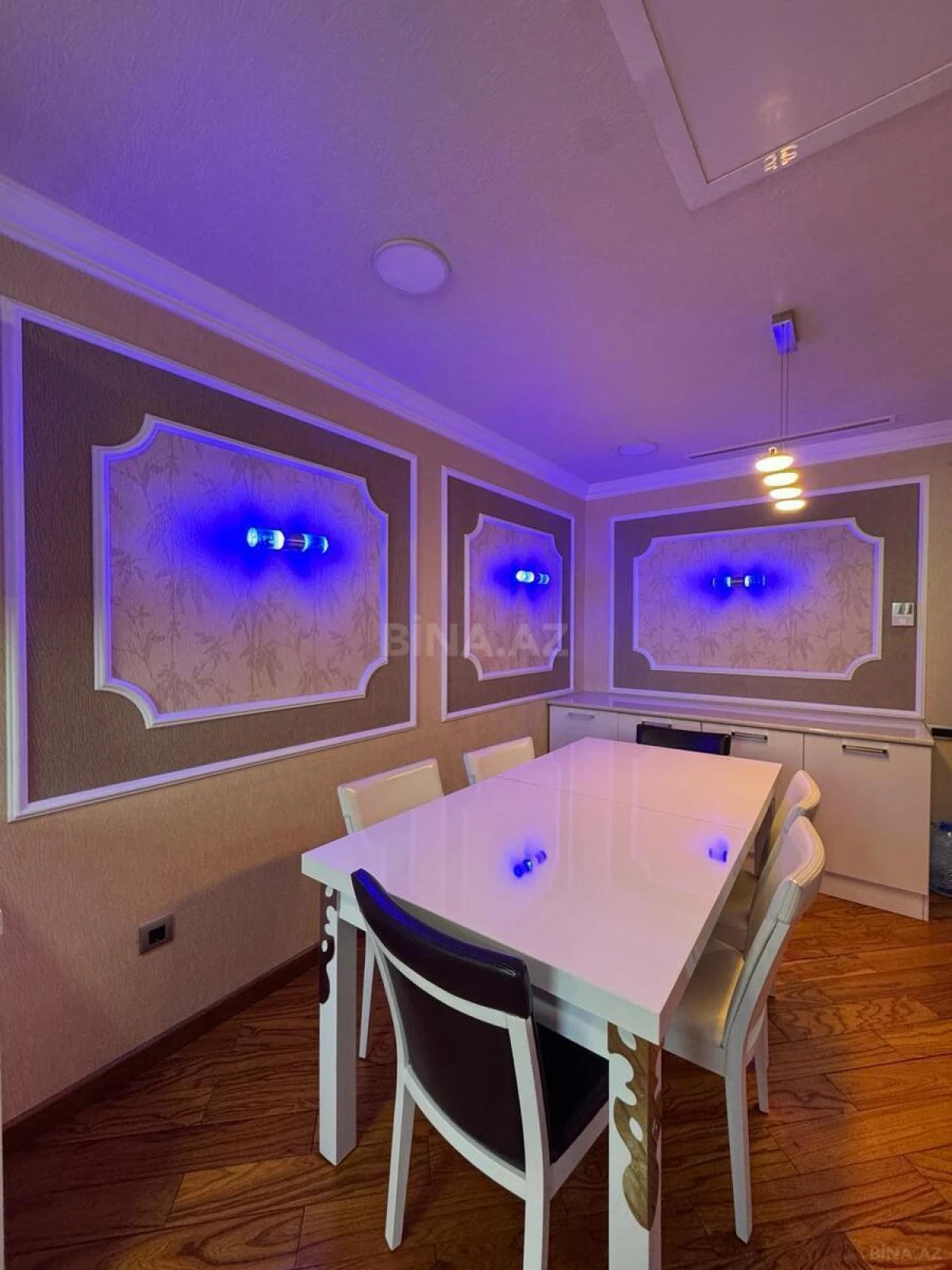 Kirayə verilir 5 otaqlı mənzil 320 m²