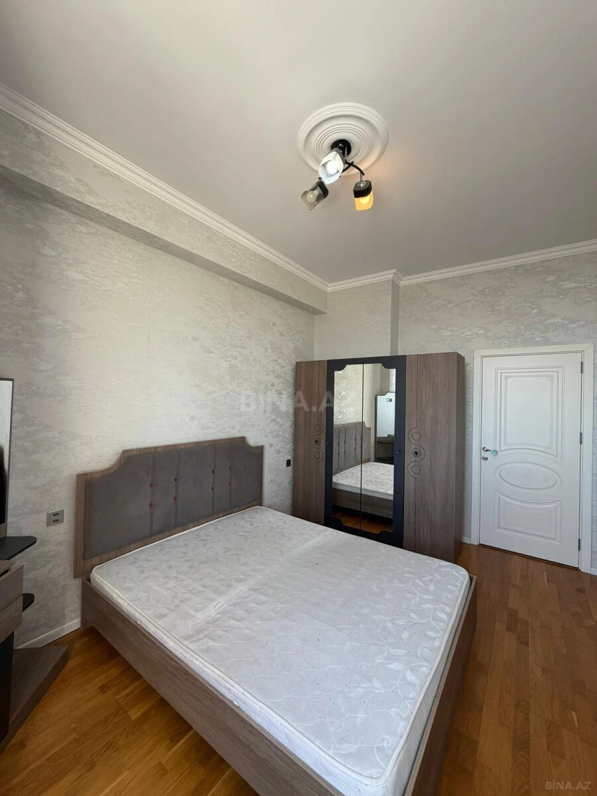 Satılır 3 otaqlı mənzil 66 m²