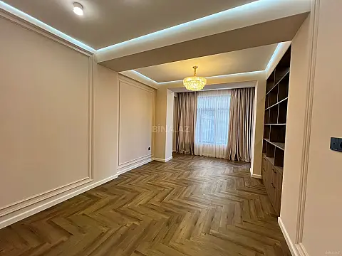 Satılır 2 otaqlı mənzil 74 m²