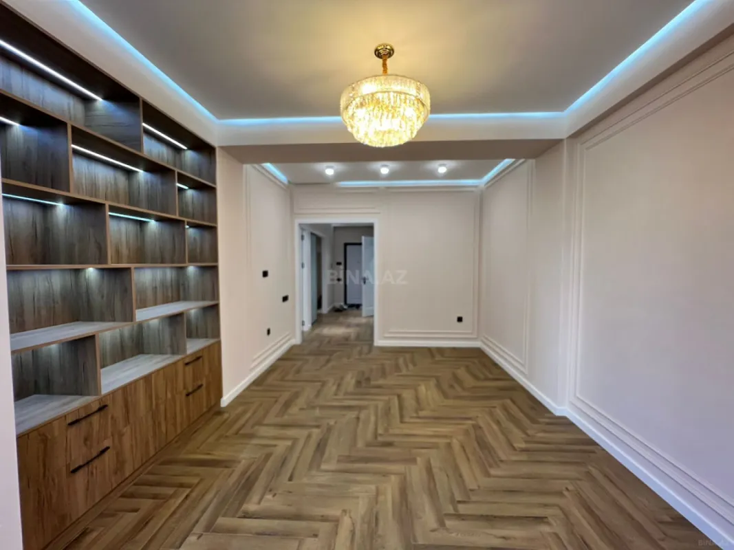 Satılır 2 otaqlı mənzil 74 m²