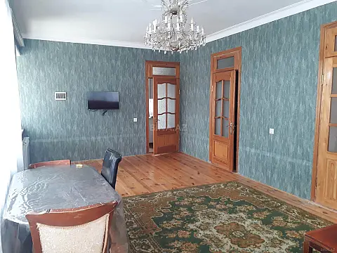 Kirayə verilir 3 otaqlı həyət evi 80 m²