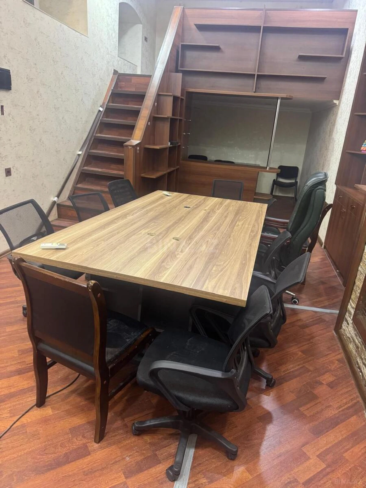 Kirayə verilir 3 otaqlı ofis 60 m²