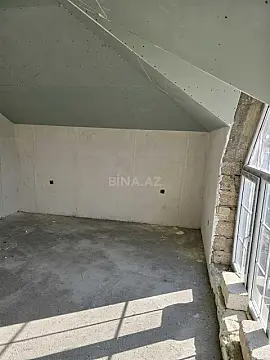 Satılır 5 otaqlı həyət evi 240 m²
