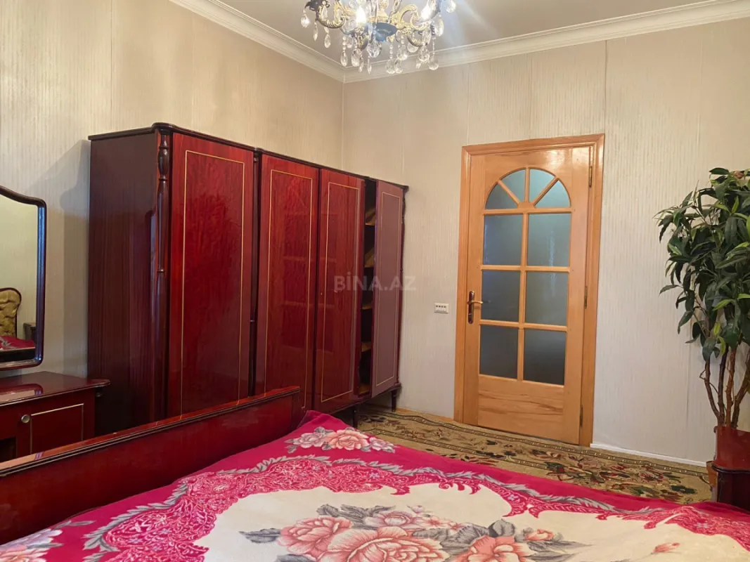 Kirayə verilir 2 otaqlı mənzil 65 m²