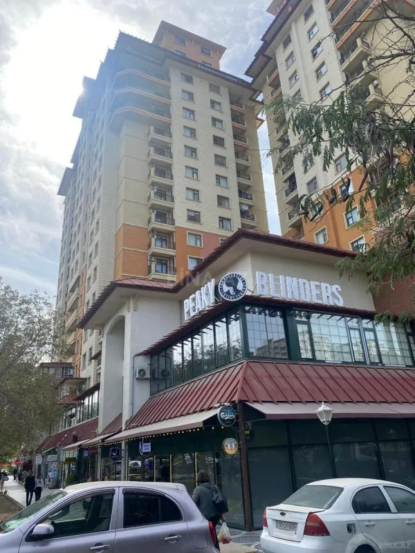 Kirayə verilir 2 otaqlı mənzil 73 m²