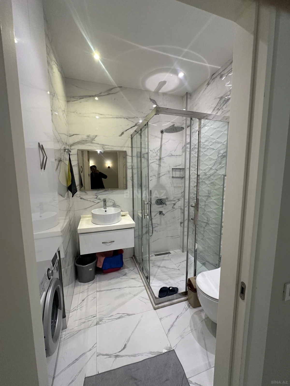 Kirayə verilir 3 otaqlı mənzil 136 m²