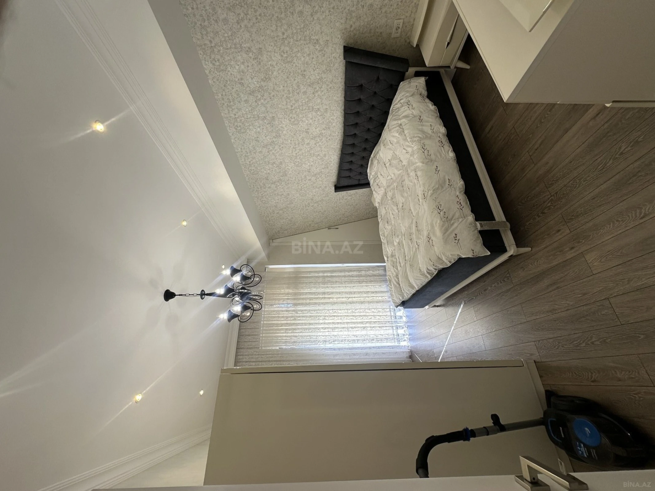 Kirayə verilir 3 otaqlı mənzil 136 m²