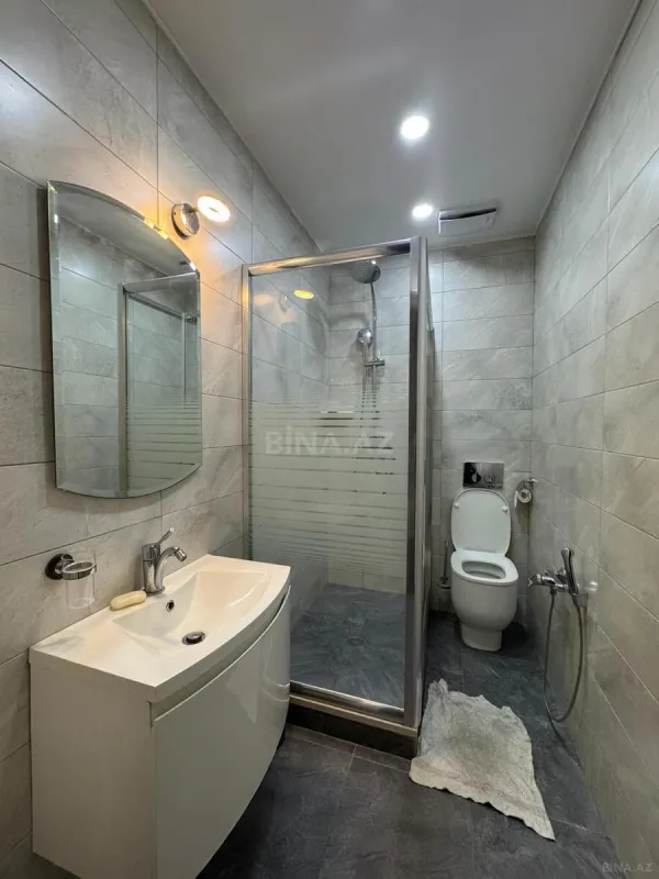 Kirayə verilir 3 otaqlı mənzil 120 m²