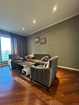 Kirayə verilir 3 otaqlı mənzil 120 m²