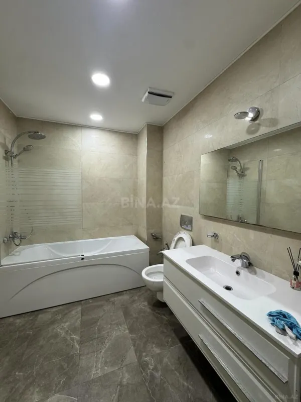 Kirayə verilir 3 otaqlı mənzil 120 m²
