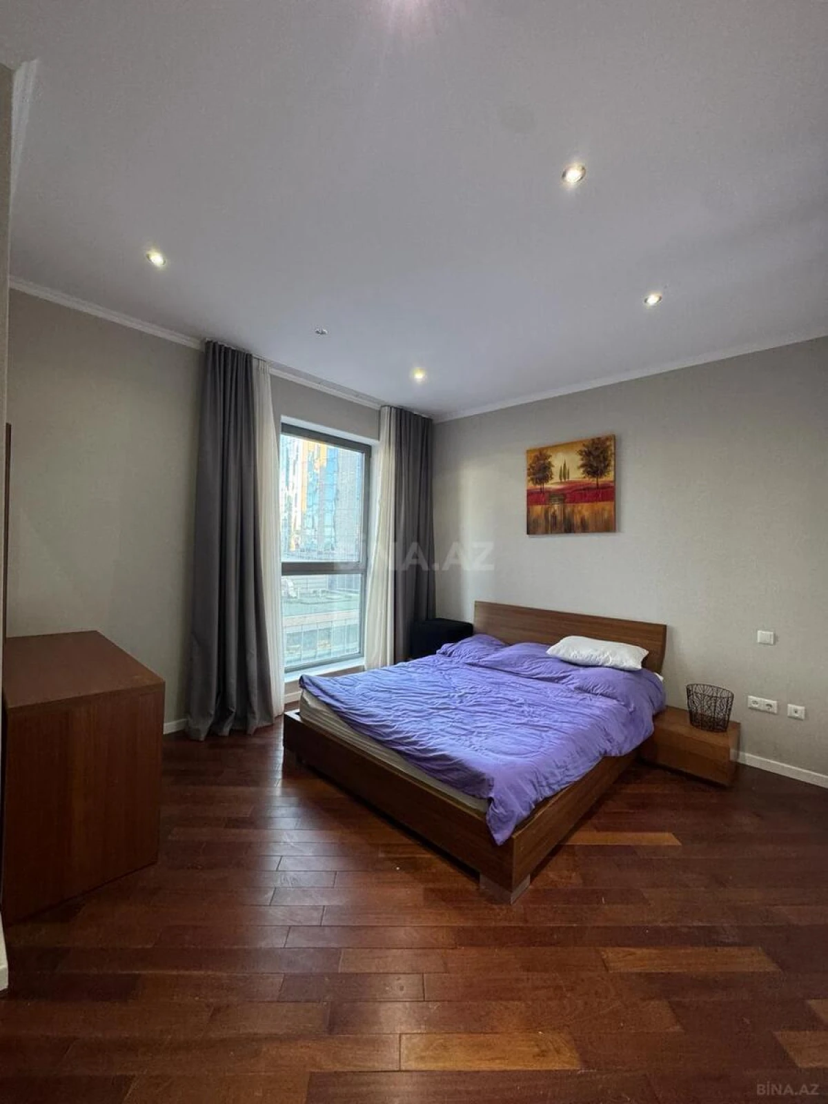 Kirayə verilir 3 otaqlı mənzil 120 m²