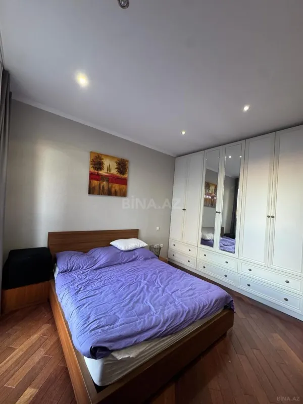 Kirayə verilir 3 otaqlı mənzil 120 m²