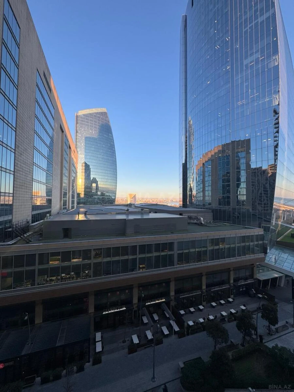 Kirayə verilir 3 otaqlı mənzil 120 m²