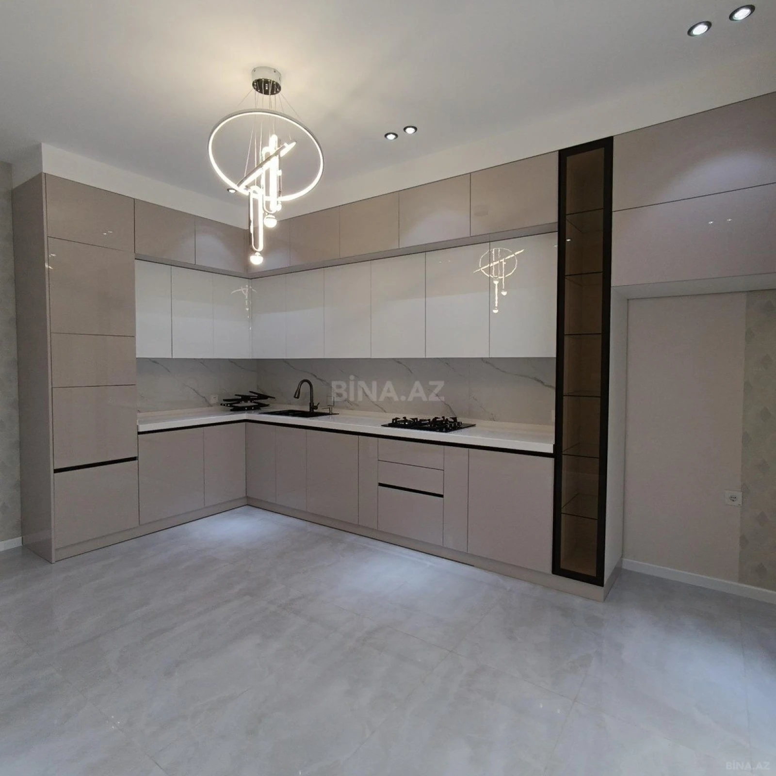 Satılır 4 otaqlı həyət evi 170 m²