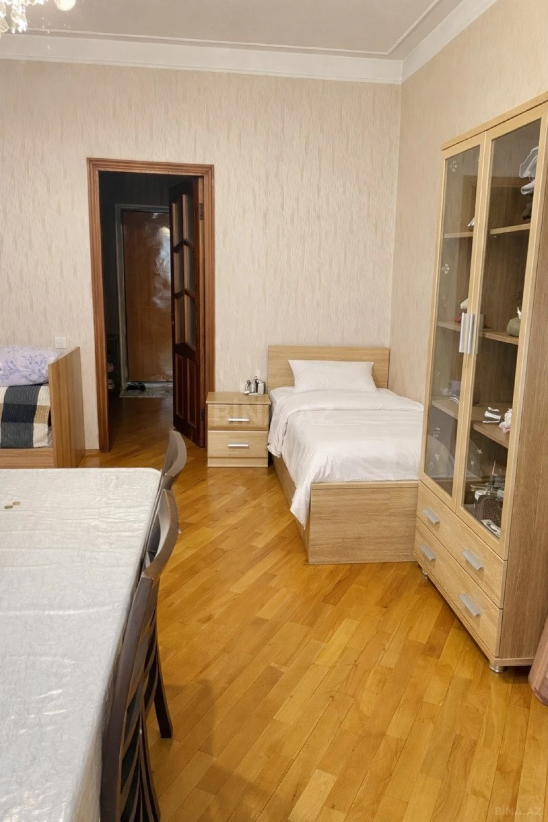 Satılır 2 otaqlı mənzil 95 m²