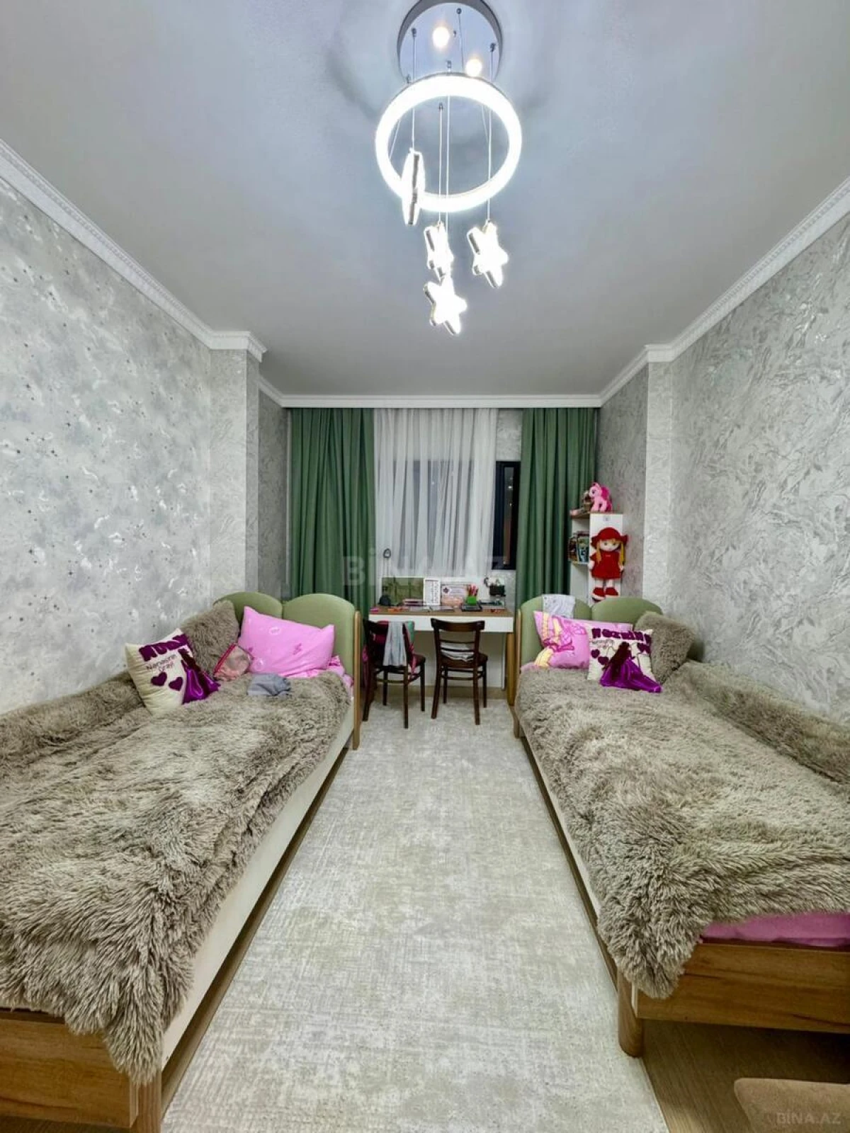 Satılır 4 otaqlı mənzil 110 m²